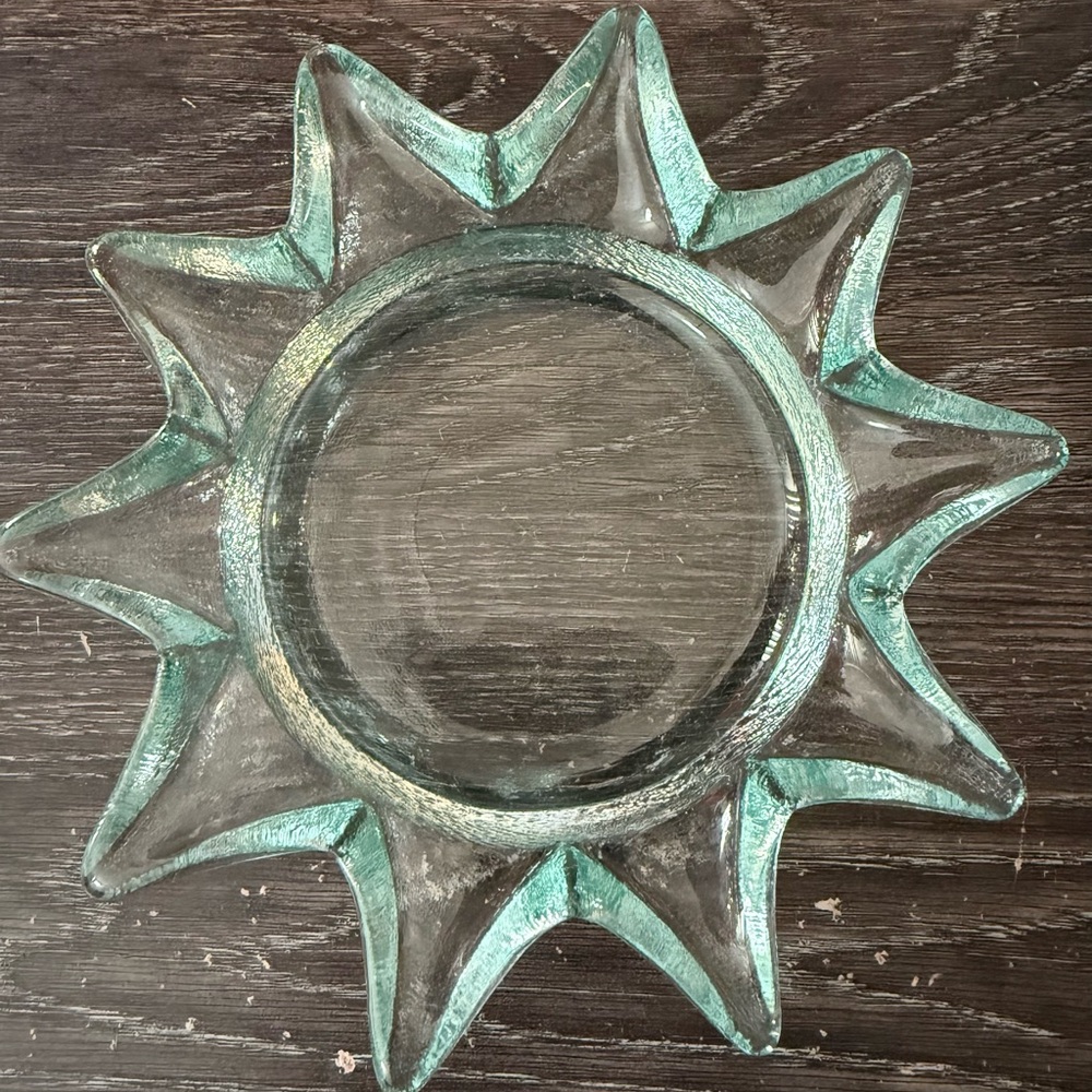 Star-Shaped Clear Glass Plate Candy Dish